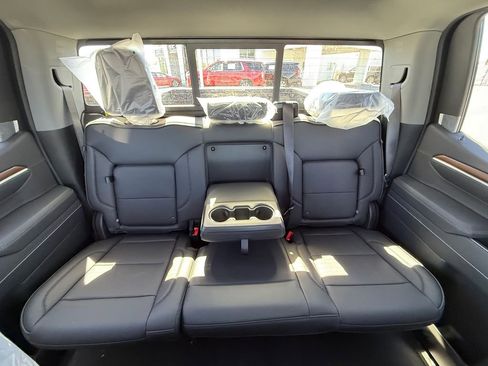 New 2026 GMC Sierra 1500 Denali w/ Technology Package AWD/4WD image 25