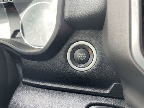 Used 2020 RAM 1500 Big Horn image 25