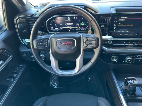 Certified 2022 GMC Sierra 1500 Elevation w/ LPO, Elevation Black Package image 17