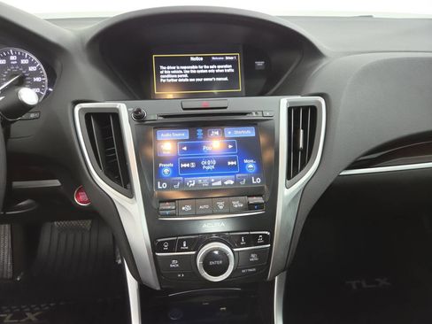 Used 2015 Acura TLX w/ Technology Package FWD image 32