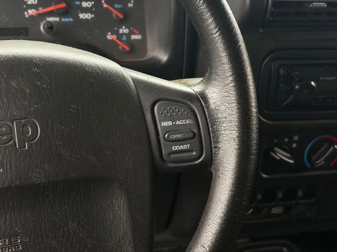 Used 2003 Jeep Wrangler SE image 14