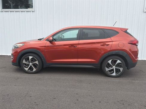 Used 2016 Hyundai Tucson Sport FWD image 3