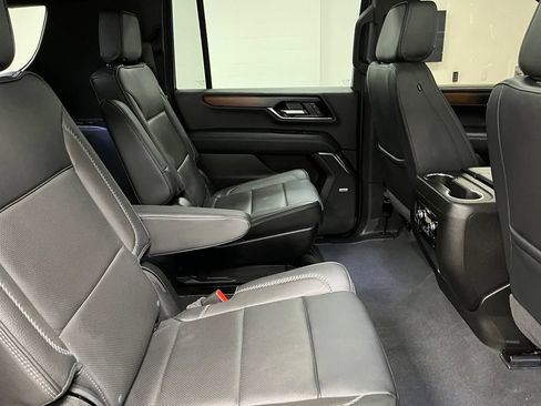 Used 2026 GMC Yukon XL Denali w/ Sun & Power Step Package AWD/4WD image 53