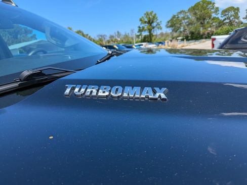 Used 2025 Chevrolet Silverado 1500 Custom RWD image 11