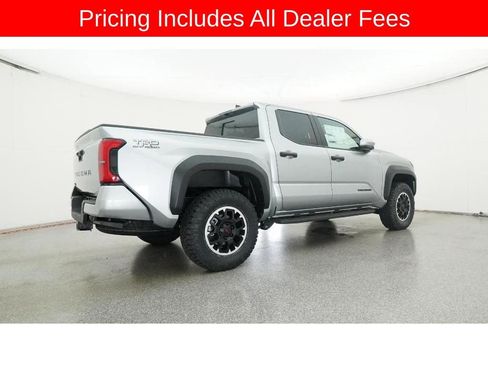 New 2025 Toyota Tacoma TRD Off-Road AWD/4WD image 44