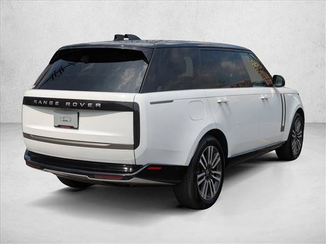 Certified 2025 Land Rover Range Rover Long Wheelbase SE AWD/4WD image 5