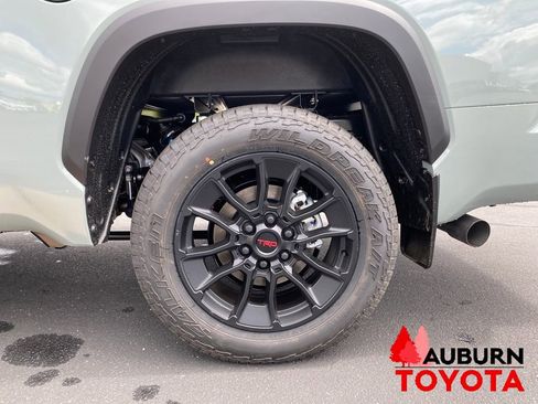 New 2026 Toyota Tundra Limited AWD/4WD image 26