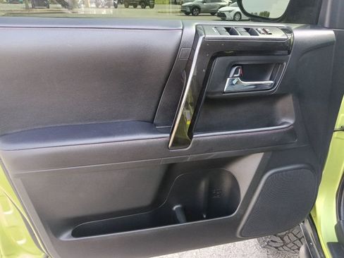 Used 2023 Toyota 4Runner TRD Off-Road Premium w/ Moonroof Package AWD/4WD image 11