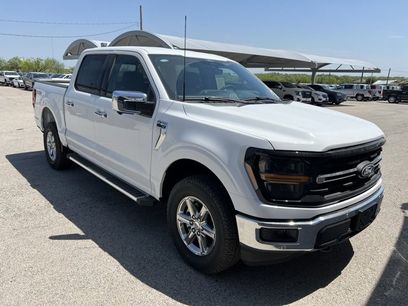 New 2025 Ford F150 XLT w/ Equipment Group 302A MID