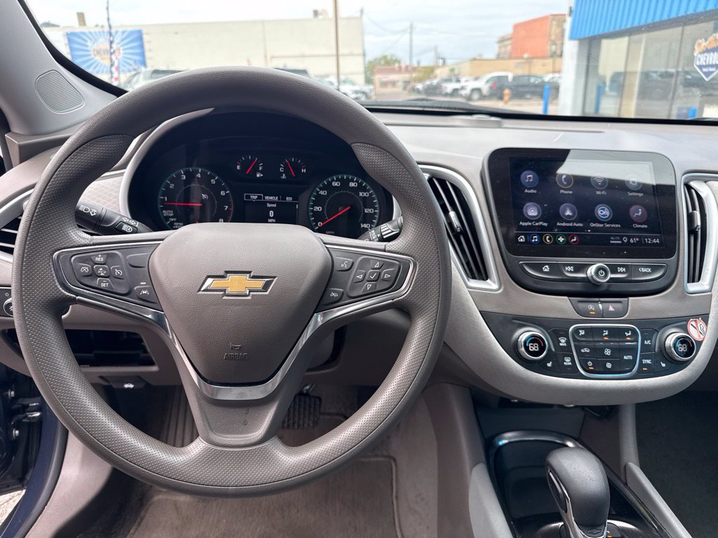 Used 2025 Chevrolet Malibu LT FWD image 22
