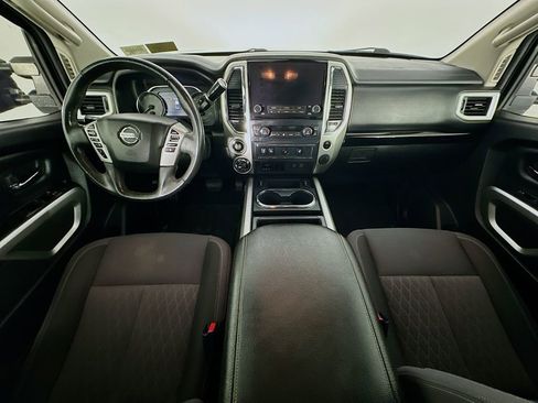 Used 2021 Nissan Titan SV w/ SV Convenience Package AWD/4WD image 10