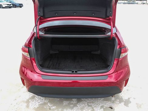 Used 2025 Toyota Corolla LE w/ Convenience Package image 26