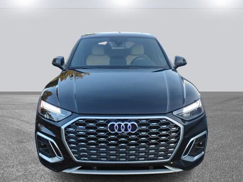Certified 2025 Audi Q5 2.0T Premium Plus image 2