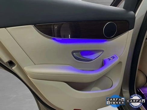 Used 2021 Mercedes-Benz GLC 300 image 69