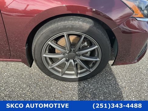 Used 2025 Nissan Altima 2.5 SV w/ SV Special Edition Package FWD image 9
