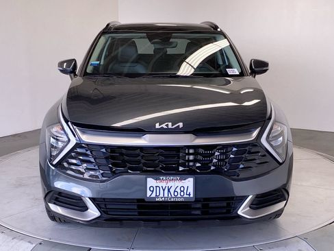 Certified 2023 Kia Sportage EX w/ EX Premium Package AWD/4WD image 8