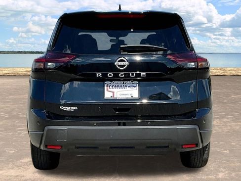 Used 2025 Nissan Rogue SV FWD image 7
