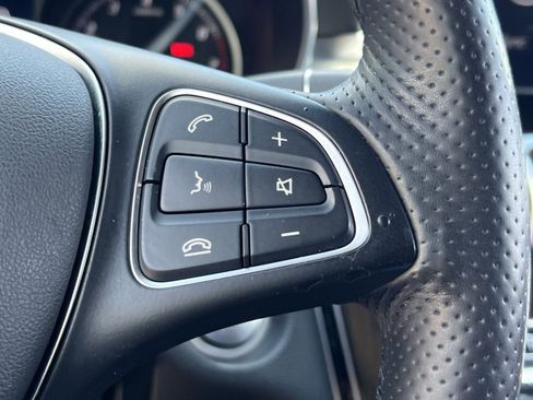 Used 2016 Mercedes-Benz GLC 300 4MATIC image 37