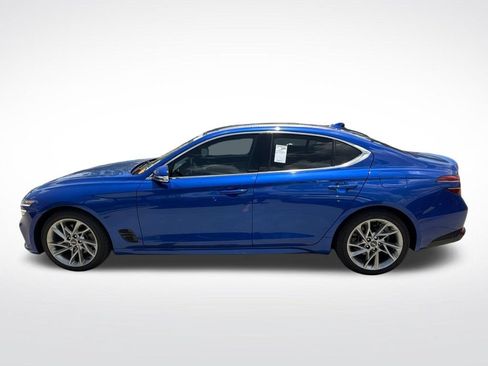 Used 2022 Genesis G70 2.0T RWD image 6