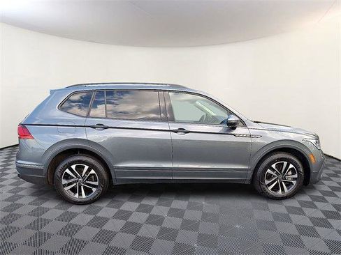 Certified 2024 Volkswagen Tiguan S image 7