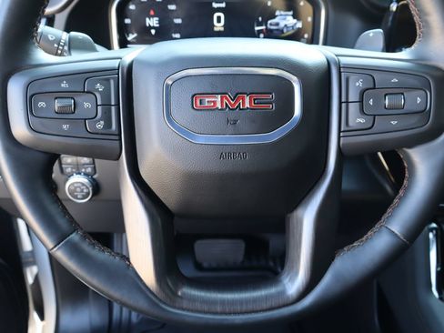 Used 2024 GMC Sierra 1500 AT4 w/ Technology Package AWD/4WD image 11