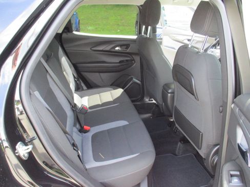 Used 2024 Chevrolet TrailBlazer LT w/ Convenience Package AWD/4WD image 14