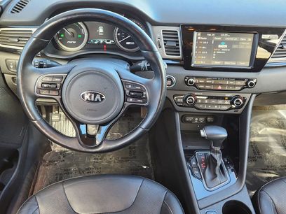 Used 2018 Kia Niro EX Premium