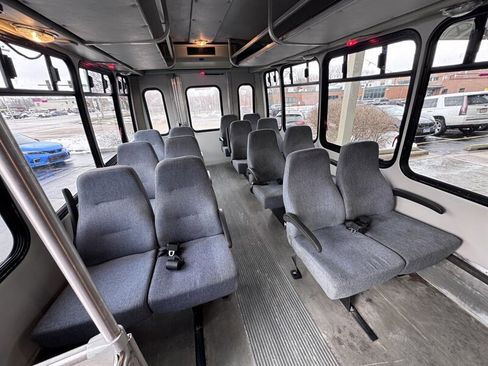 Used 2004 Chevrolet Express 3500 w/ RV Package.  Upfitter Option image 11