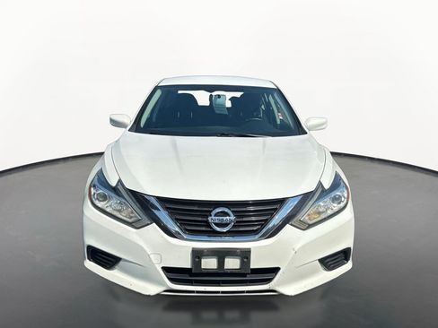 Used 2016 Nissan Altima 2.5 S w/ Power Driver Seat Package FWD image 8