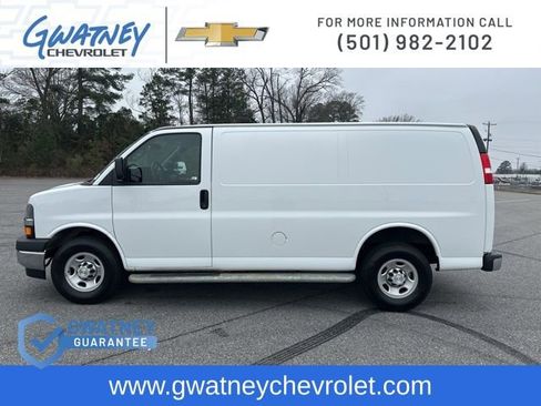 Used 2023 Chevrolet Express 2500 w/ Driver Convenience Package image 8