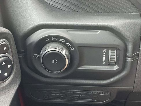 Used 2024 Jeep Wrangler Unlimited Rubicon w/ Safety Group image 27