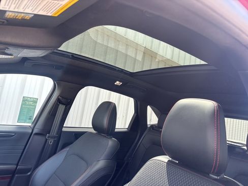 Used 2023 Ford Escape ST-Line w/ Tech Pack #1 image 23