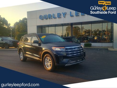 Certified 2025 Ford Explorer Active image 1