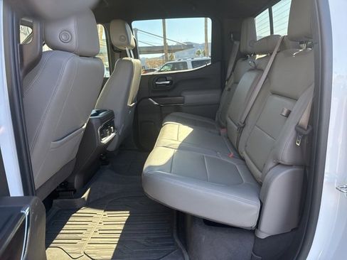 Used 2022 GMC Sierra 1500 SLT w/ SLT Premium Plus Package image 19