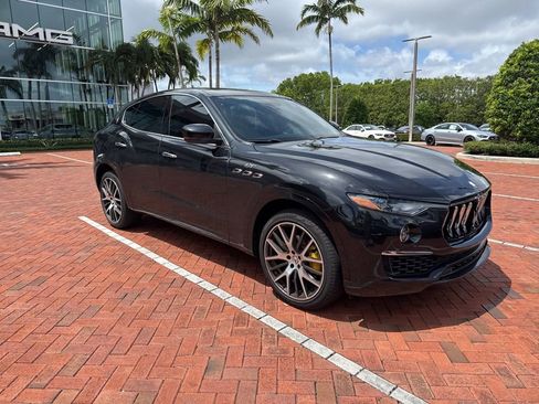 Used 2022 Maserati Levante GT AWD/4WD image 1