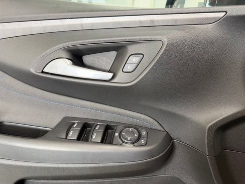Used 2025 Buick Envista Sport Touring FWD image 15