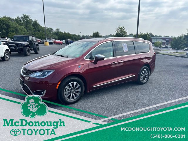 Used 2020 Chrysler Pacifica Limited w/ Advanced Safetytec Group FWD image 1