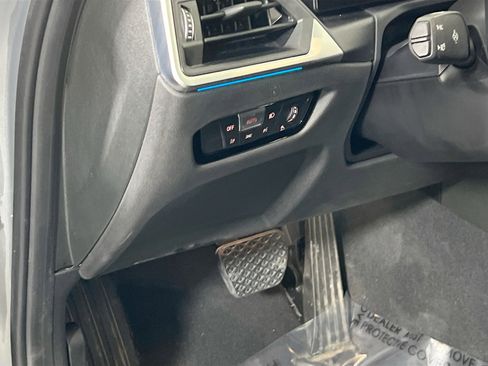 Used 2023 BMW 330e xDrive w/ Driving Assistance Package image 10