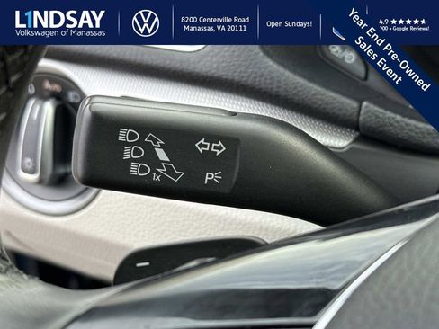 Used 2018 Volkswagen Passat 2.0T R-Line image 23