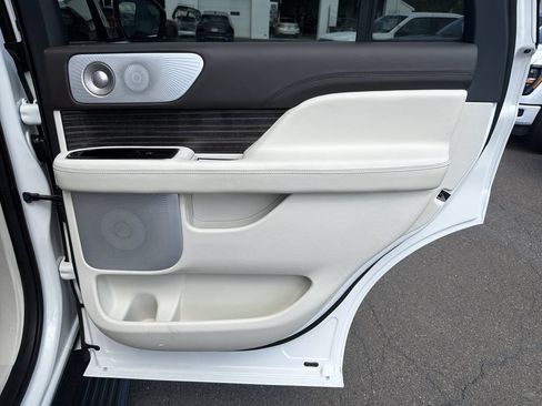 Certified 2023 Lincoln Navigator Black Label AWD/4WD image 17