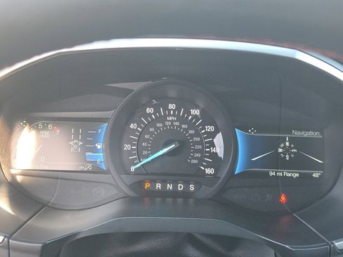 Used 2021 Ford Edge ST-Line image 9