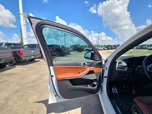 Used 2023 BMW X5 M50i w/ Executive Package AWD/4WD image 11