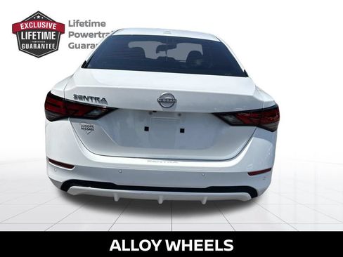 Certified 2025 Nissan Sentra SV FWD image 5