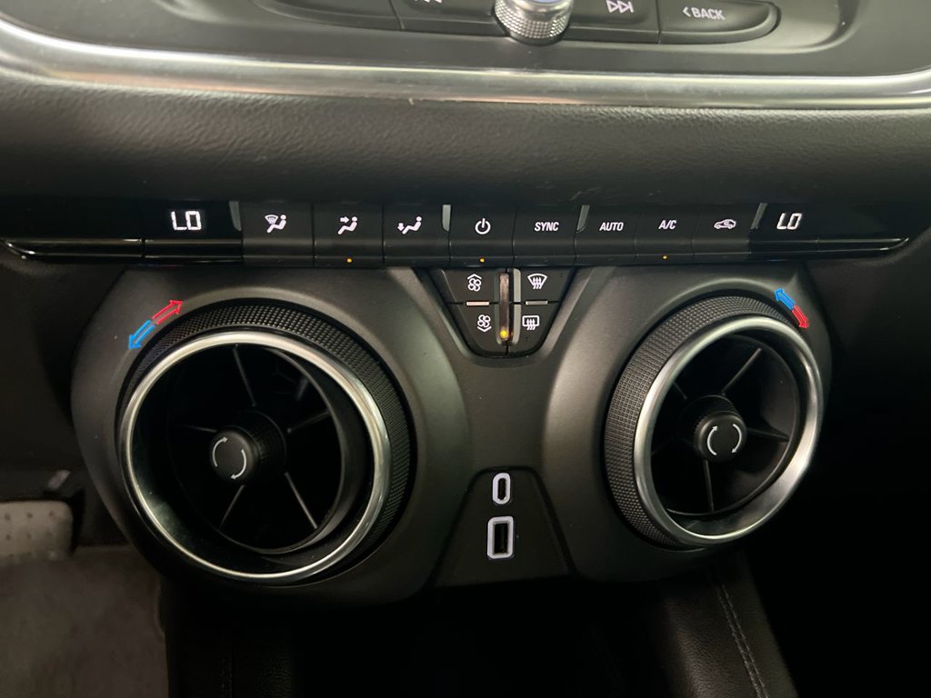 Used 2021 Chevrolet Blazer LT FWD image 16