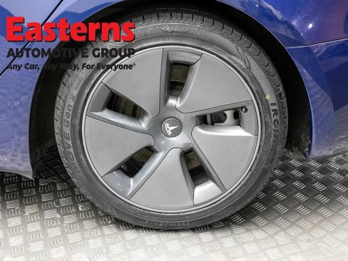 Used 2023 Tesla Model 3 Standard Range RWD image 8