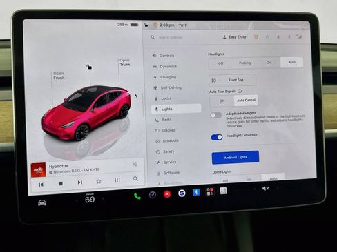 Used 2023 Tesla Model Y Long Range AWD/4WD image 41