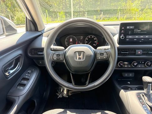 Certified 2026 Honda HR-V LX image 19