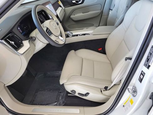 New 2026 Volvo XC60 B5 Ultra w/ Protection Package Premier AWD/4WD image 8