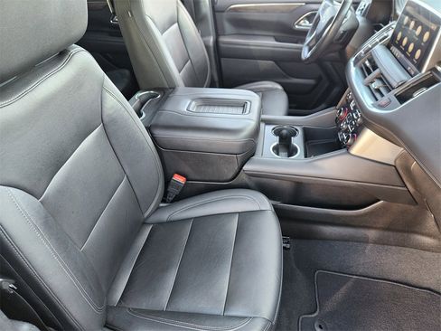 Used 2021 Chevrolet Tahoe Z71 w/ Luxury Package image 15