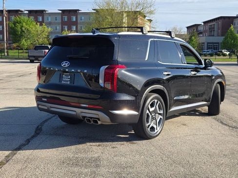 Used 2023 Hyundai Palisade Limited FWD image 13